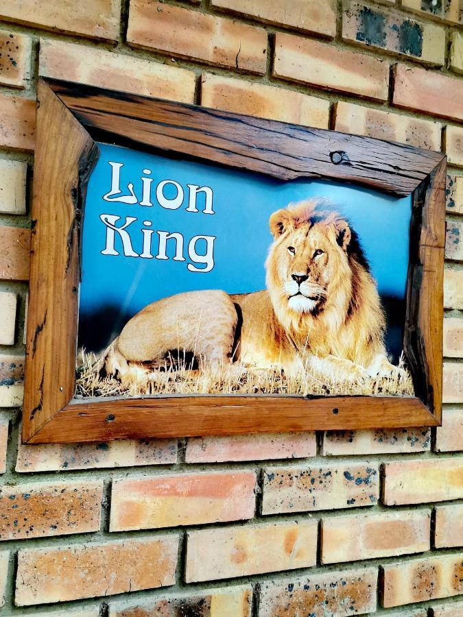 Вилла Lion King Марлот-Парк Экстерьер фото